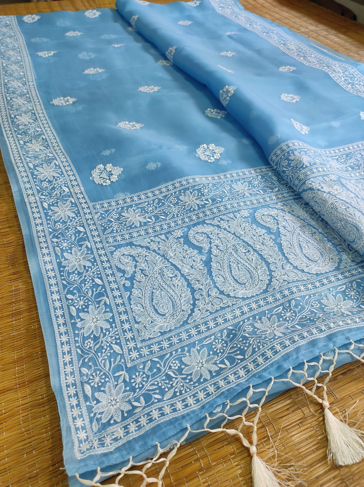 BLUE COLOUR PURE ORGANZA SILK EMBROIDERY BORDER BUTA