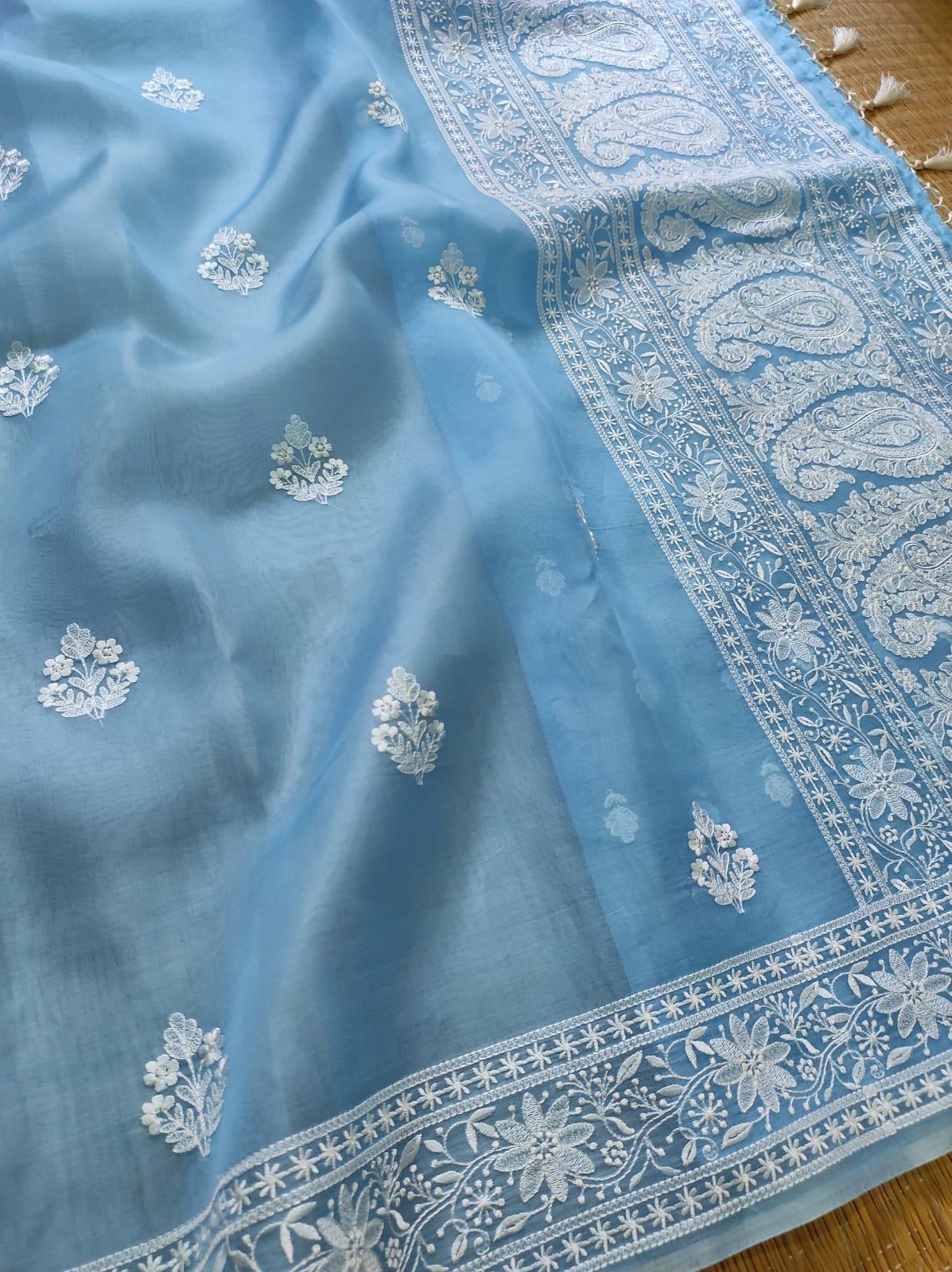 BLUE COLOUR PURE ORGANZA SILK EMBROIDERY BORDER BUTA