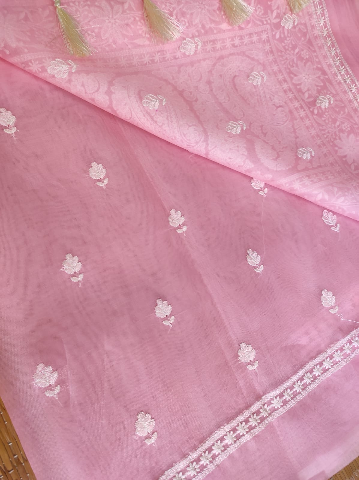 LIGHT PINK COLOUR PURE ORGANZA SILK EMBROIDERY BORDER BUTA