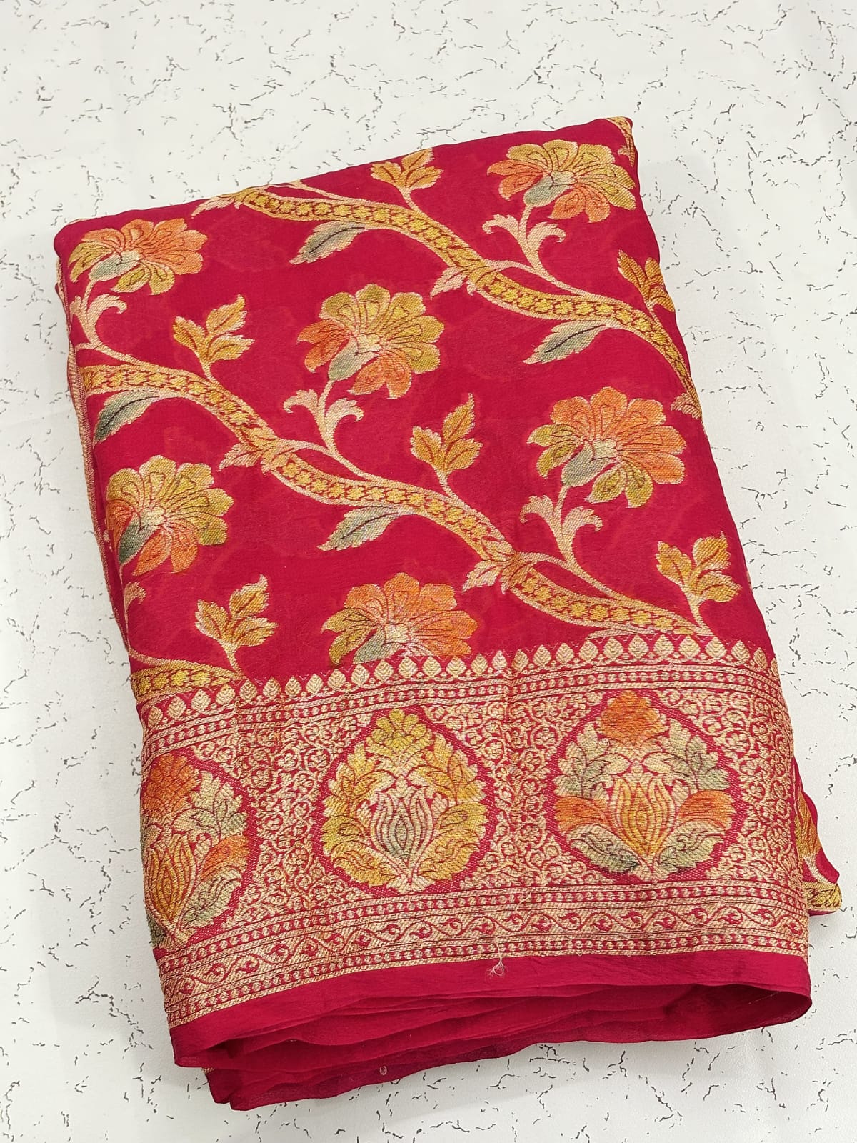 RED COLOUR & GOLDEN BORDER BANARASI SILK SAREE