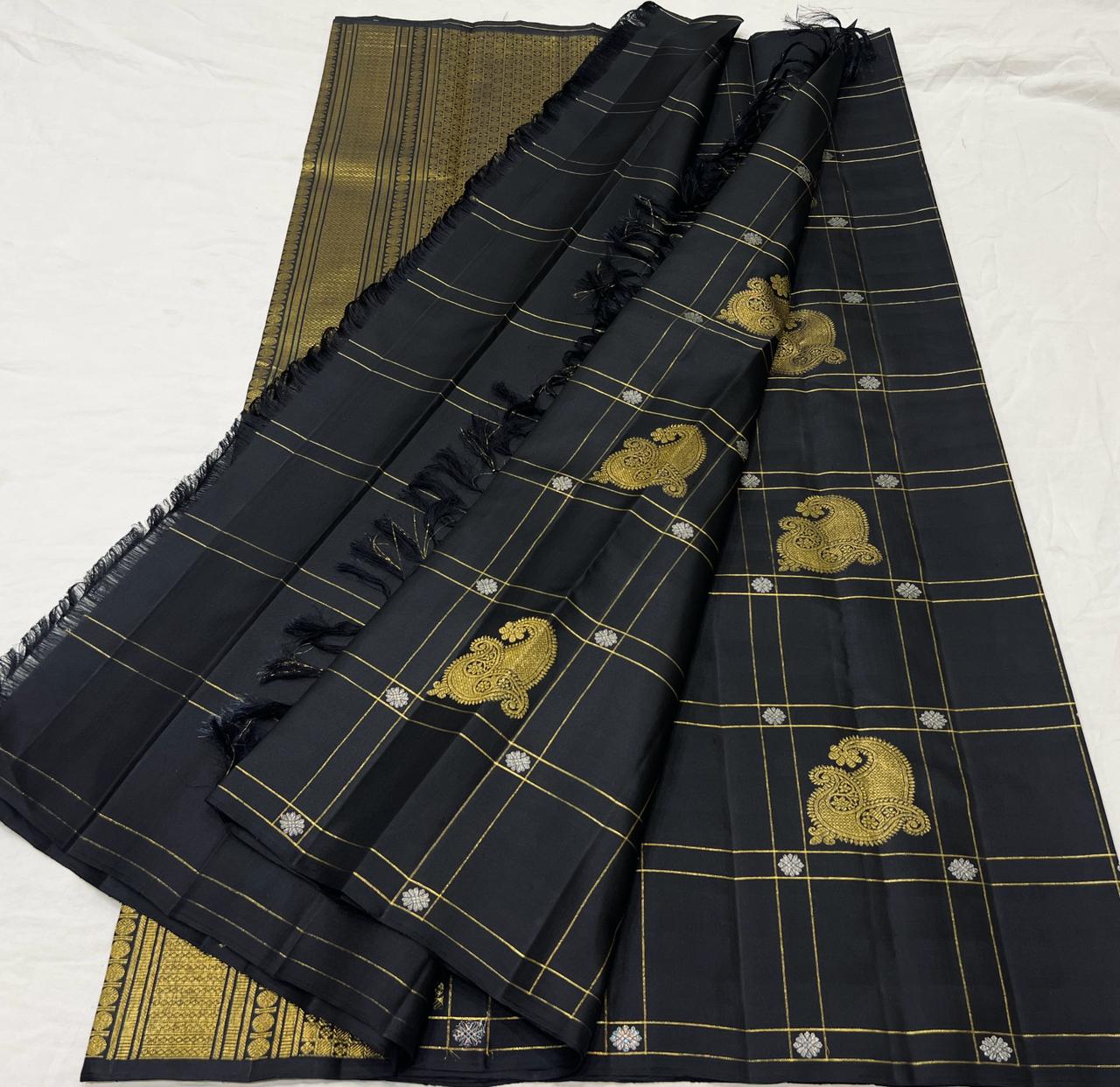 BLACK BOARDERLESS KANCHI SAREE