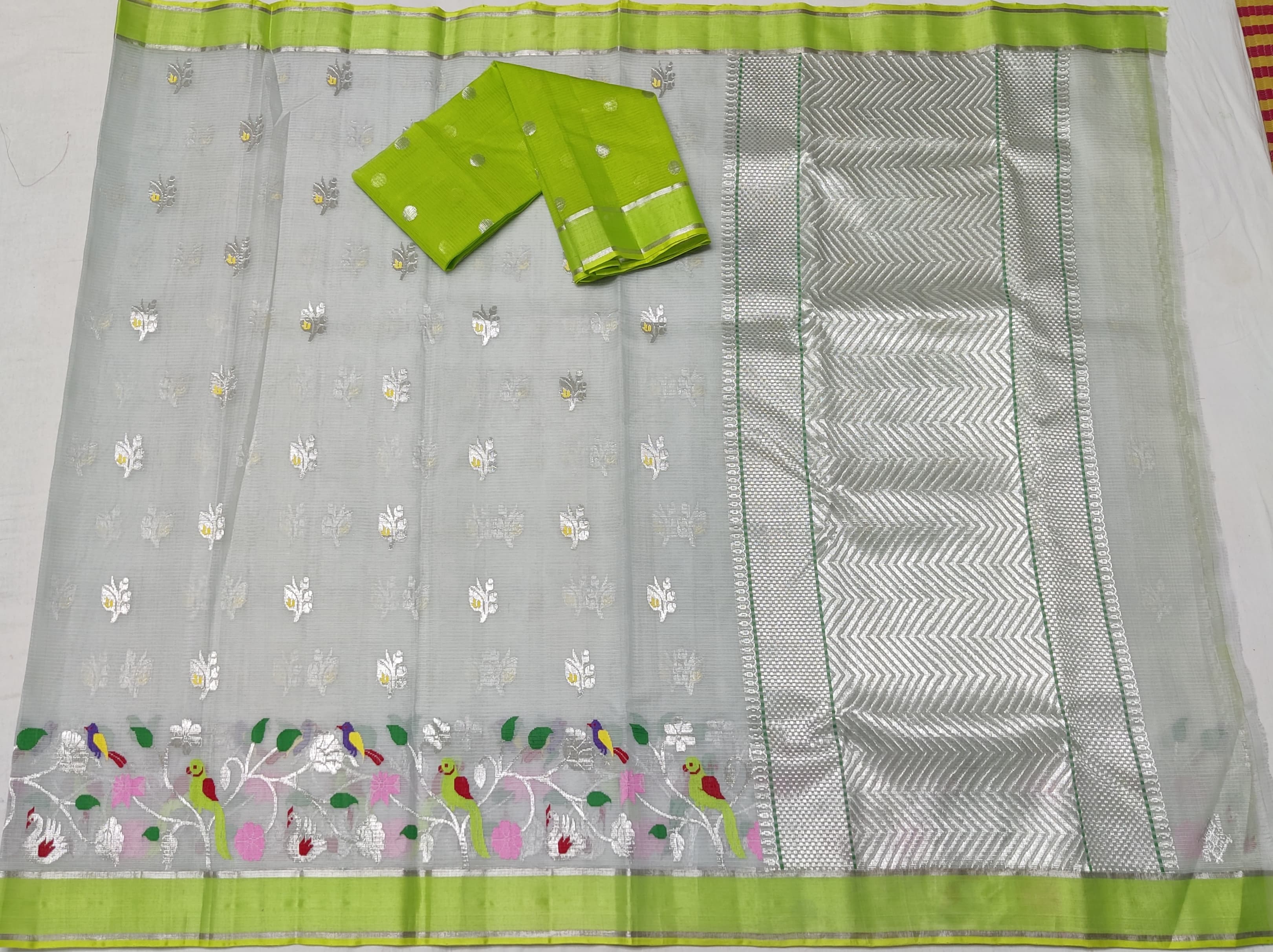 GREY / PARROT GREEN ZARI KOTA SAREE