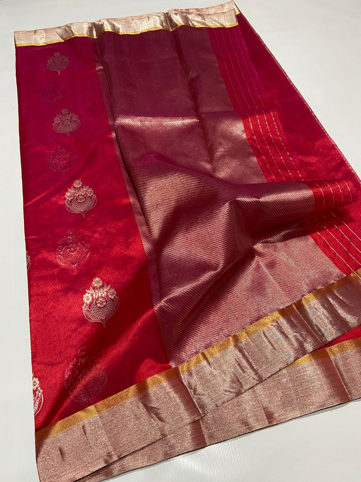 RED CHANDERI SAREE