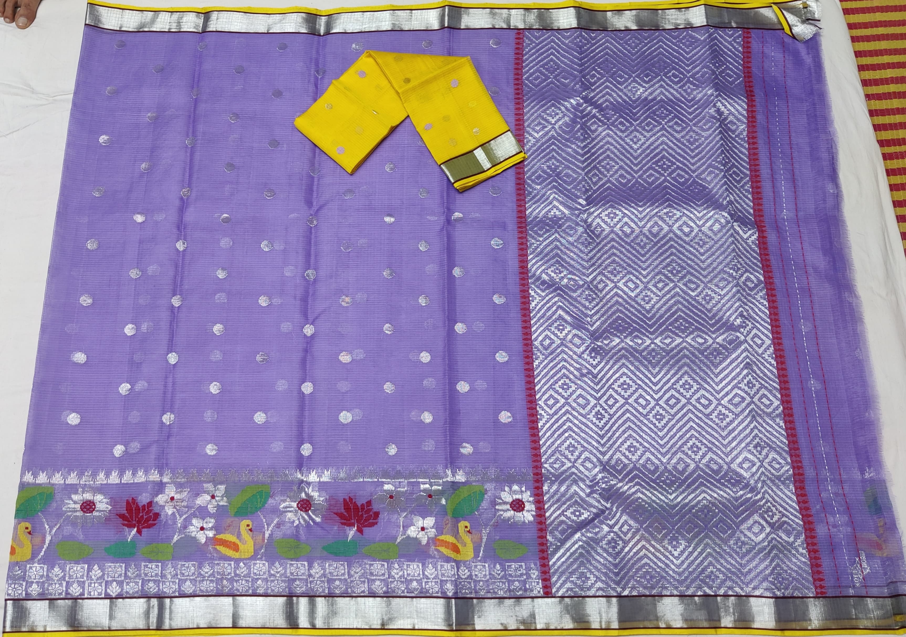 LAVENDER / YELLOW ZARI KOTA SAREE