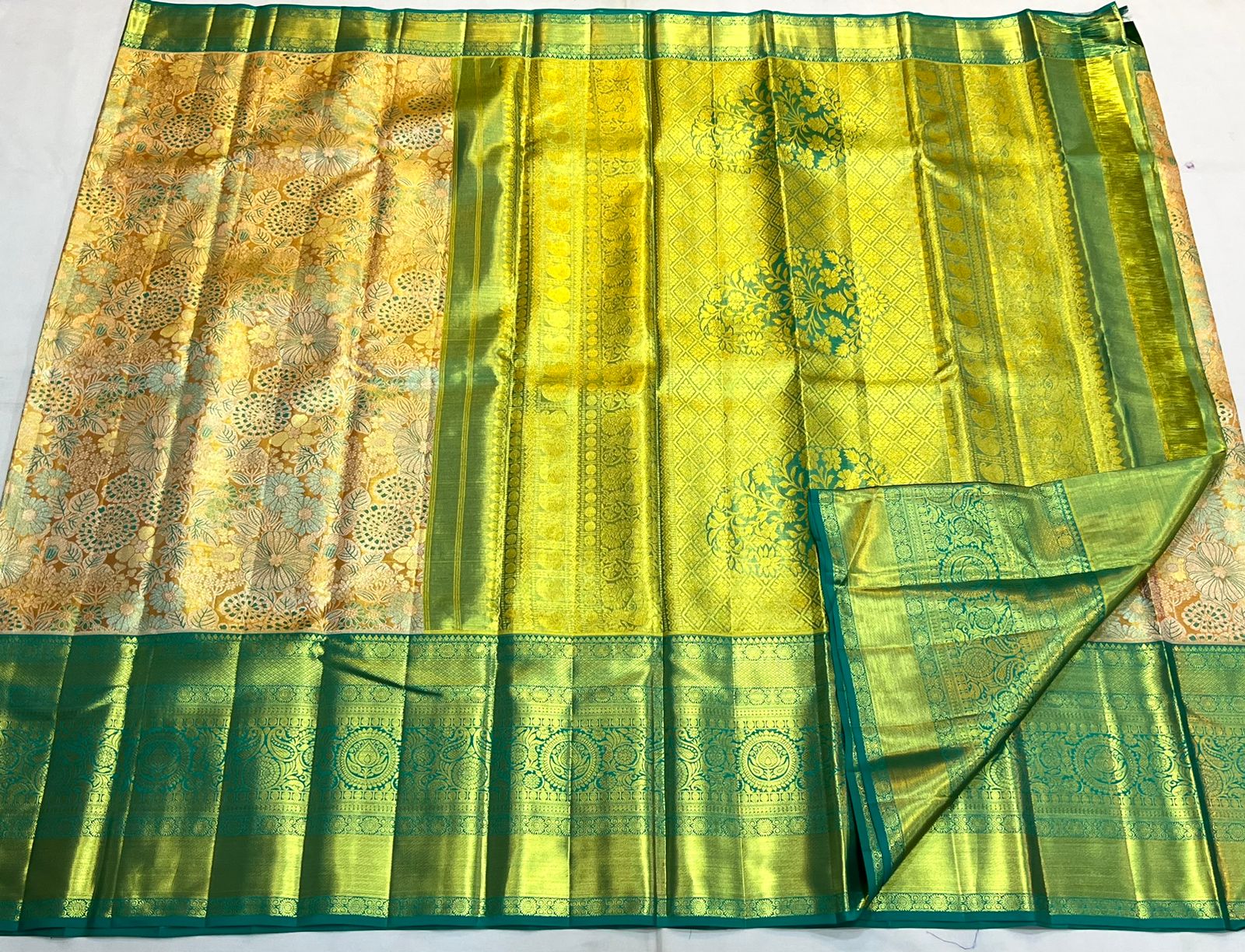 GOLD FLORAL / GREEN KANCHI TISSUE SAREE