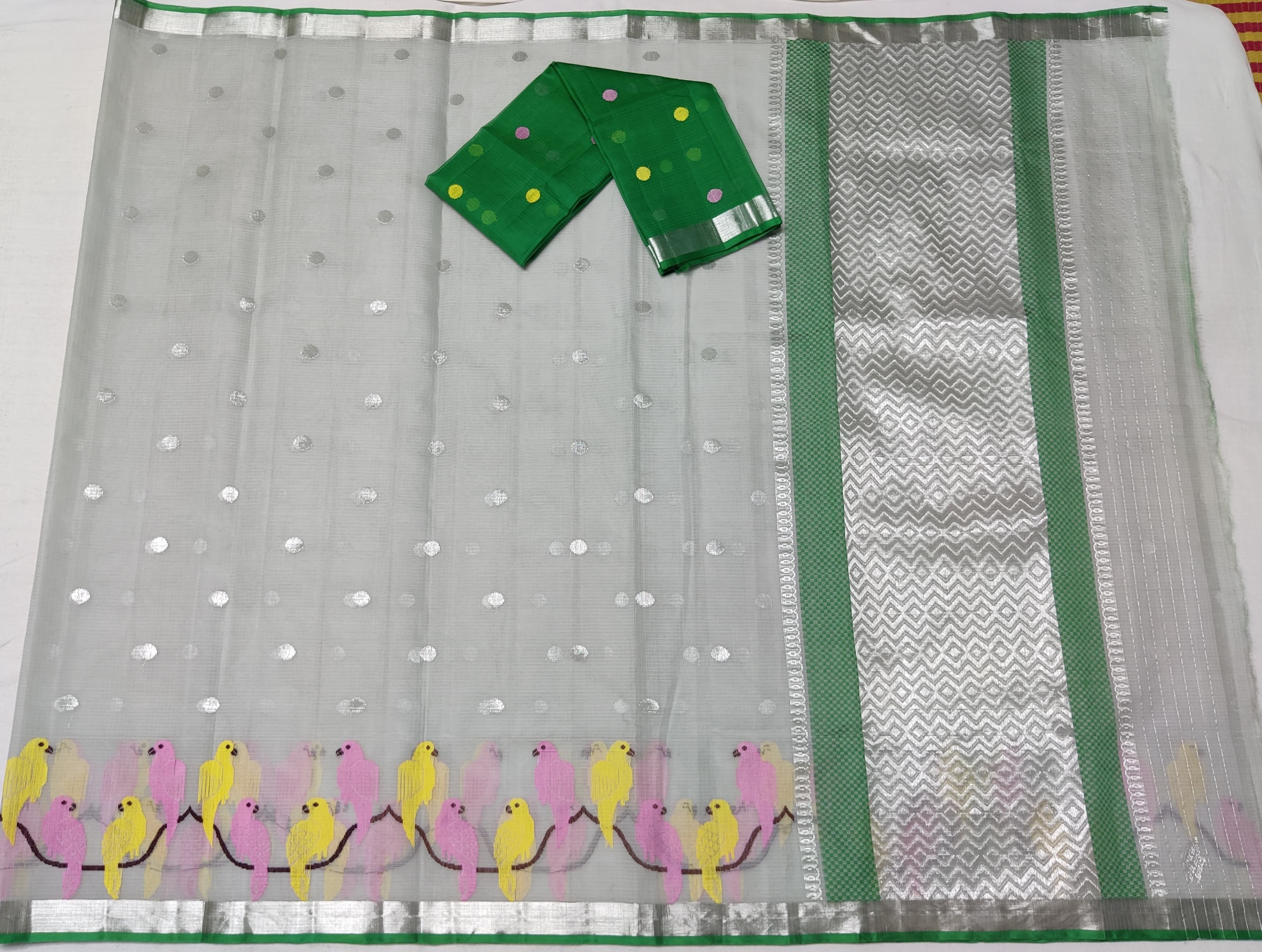 GREY / BOTTLE GREEN ZARI KOTA SAREE