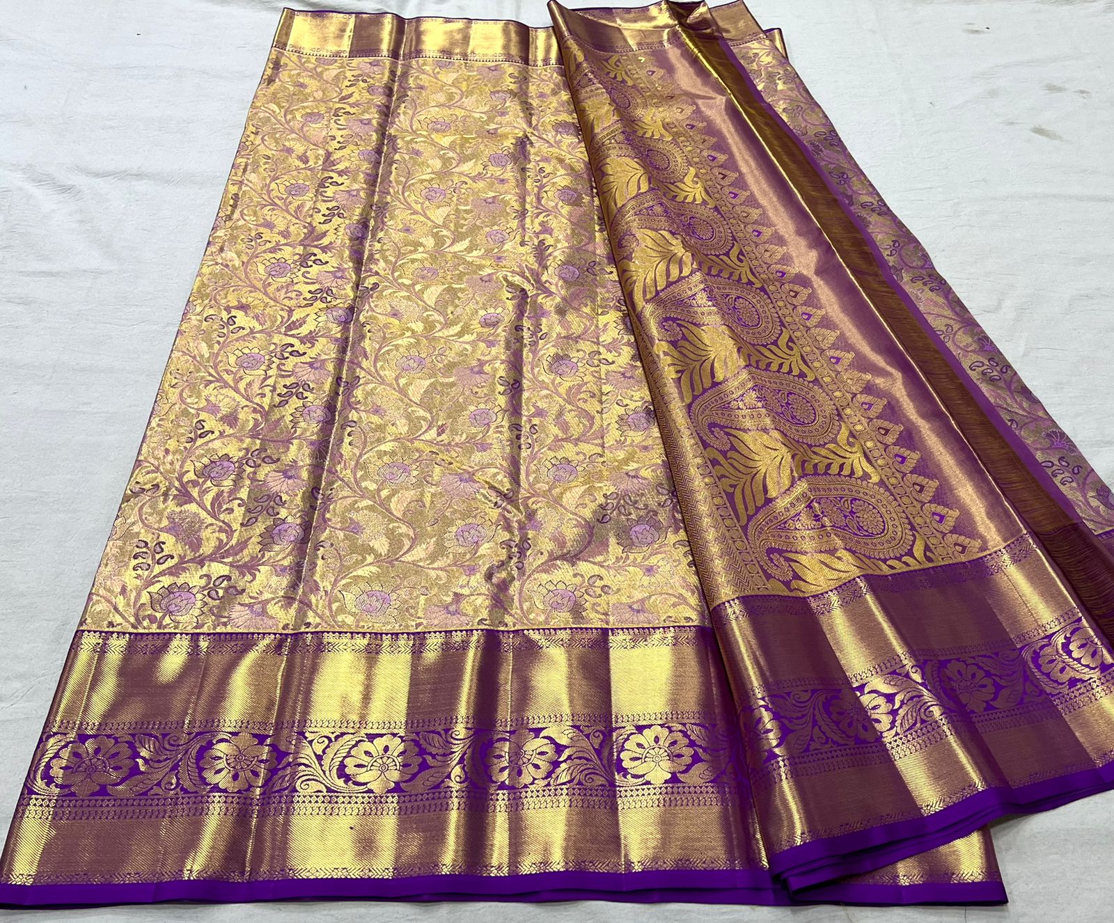 GOLD / VIOLET KANCHI TISSUE SAREE