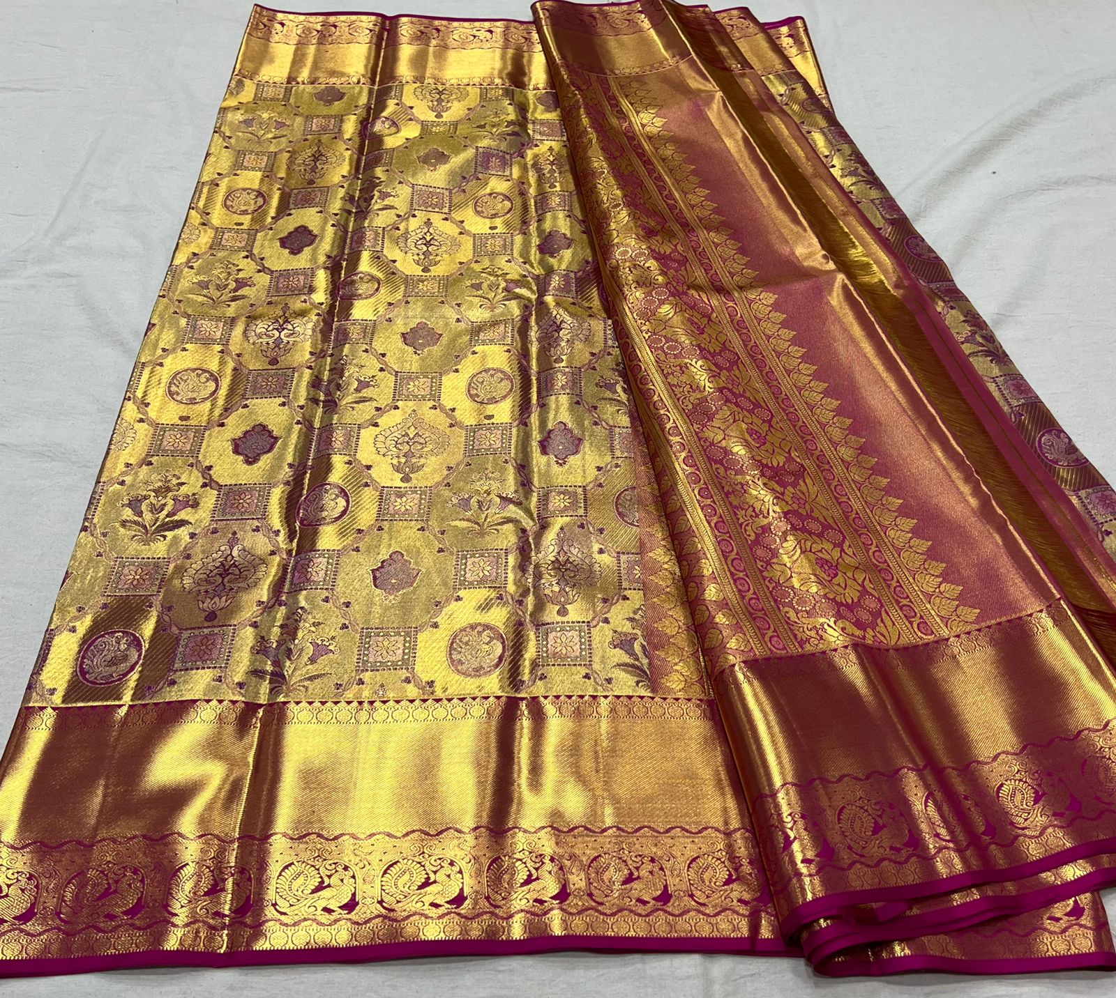 GOLD / PINK KANCHI TISSUE SAREE