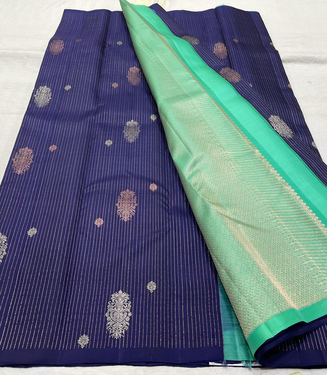 NAVY BLUE / SEA GREEN BOARDERLESS KANCHI SAREE