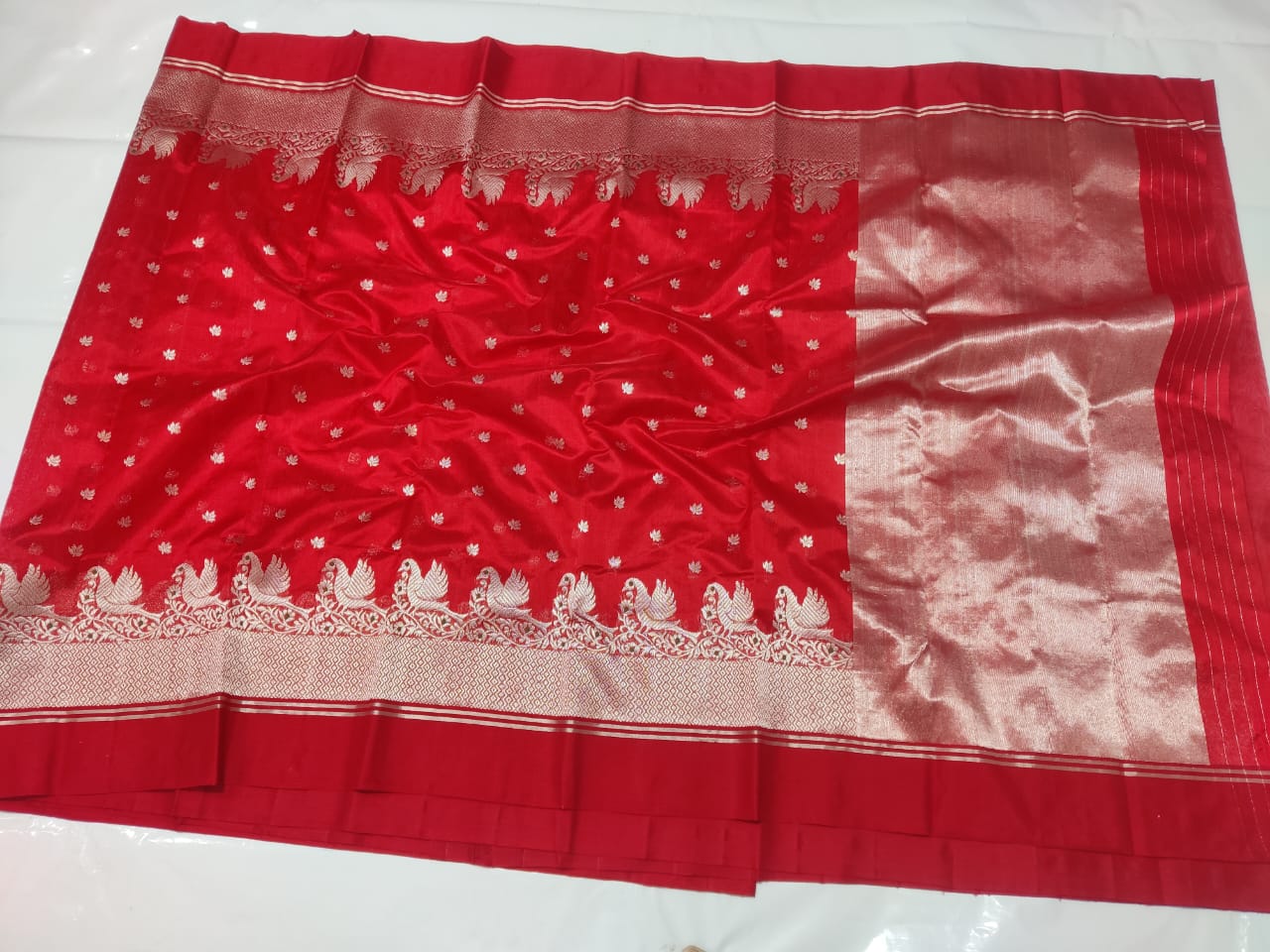 RED CHANDERI SAREE