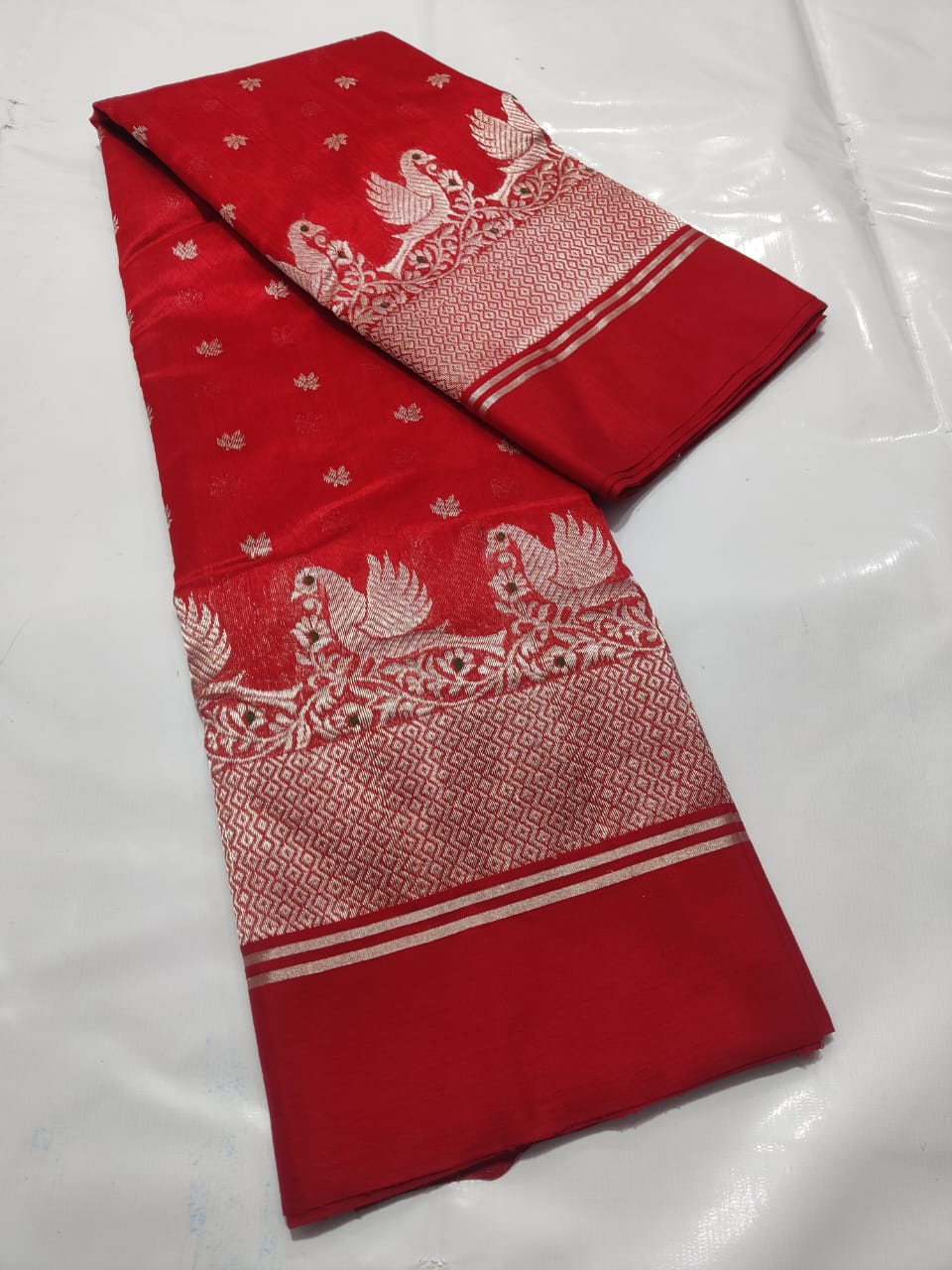 RED CHANDERI SAREE