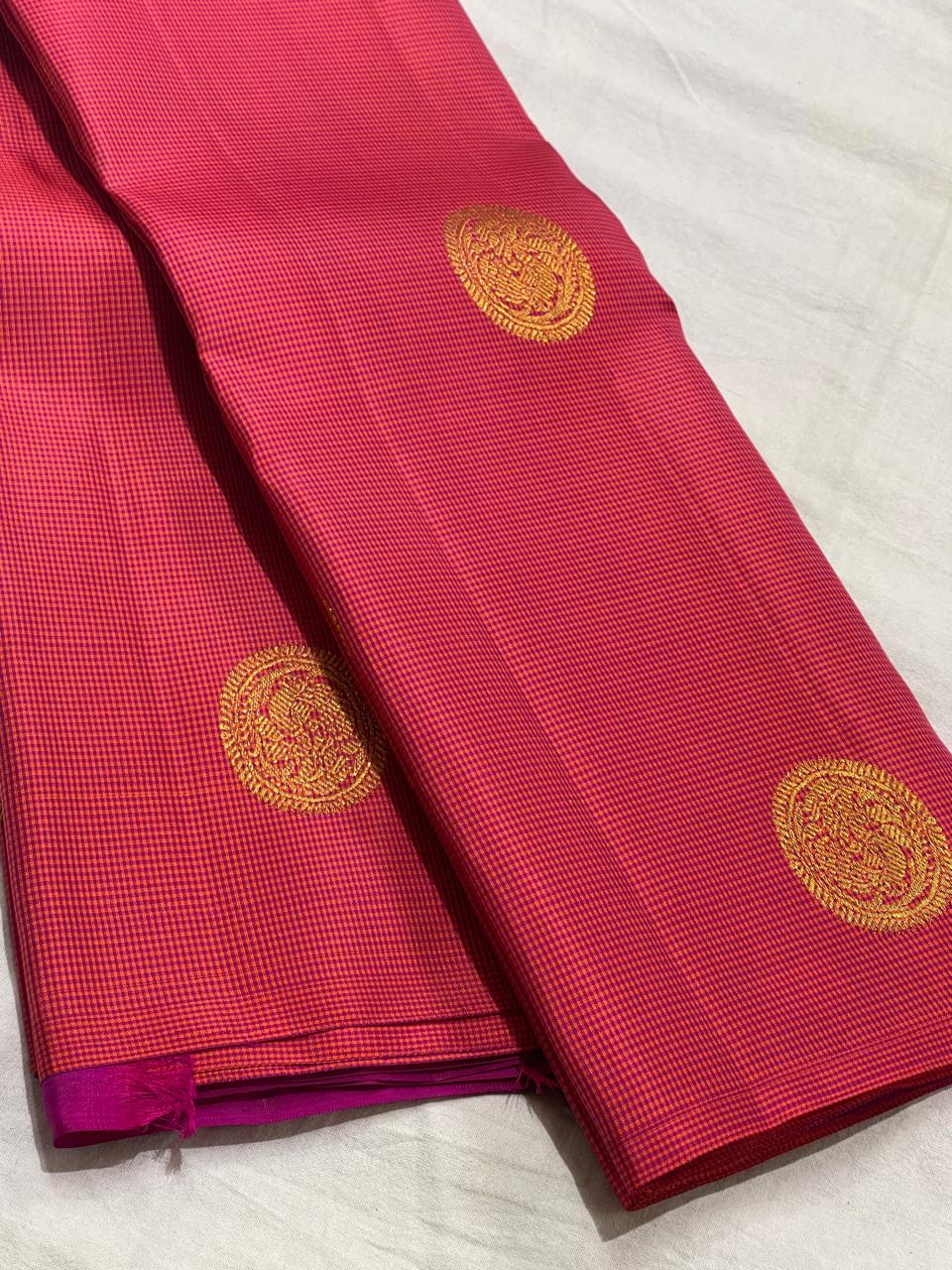 GREEN/RED BOARDERLESS KANCHI SAREE