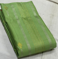 PARROT GREEN/ RED BOARDERLESS KANCHI SAREE