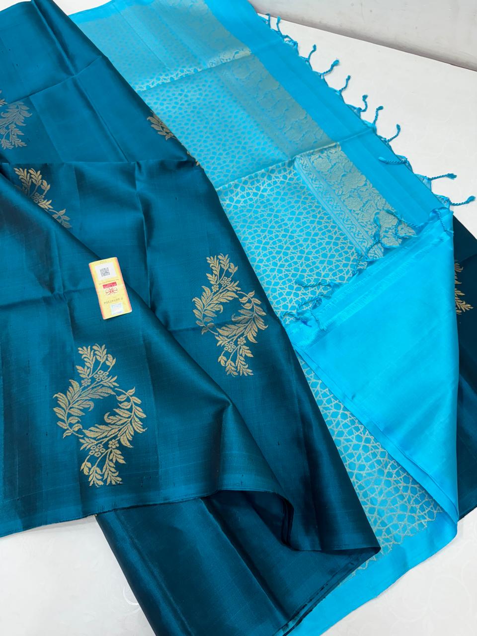 BULE BORDERLESS SAREE