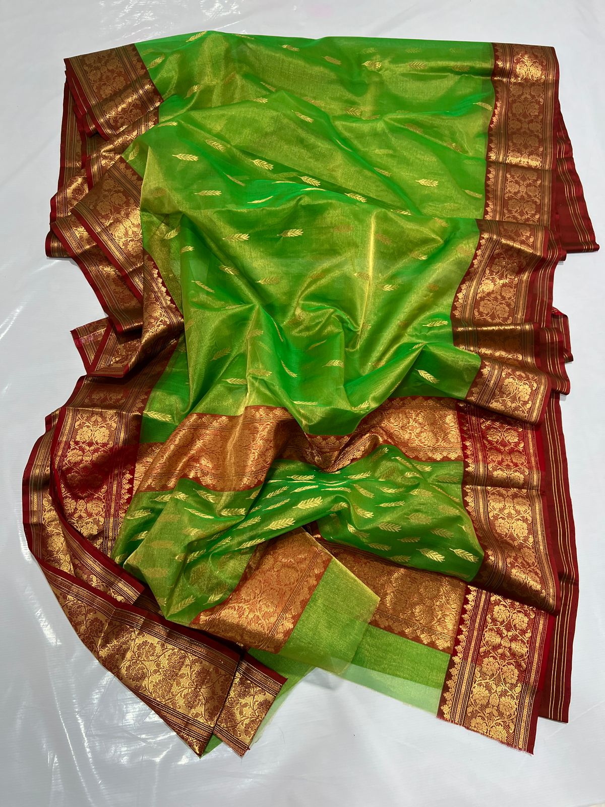 GREEN CHANDERI SAREE