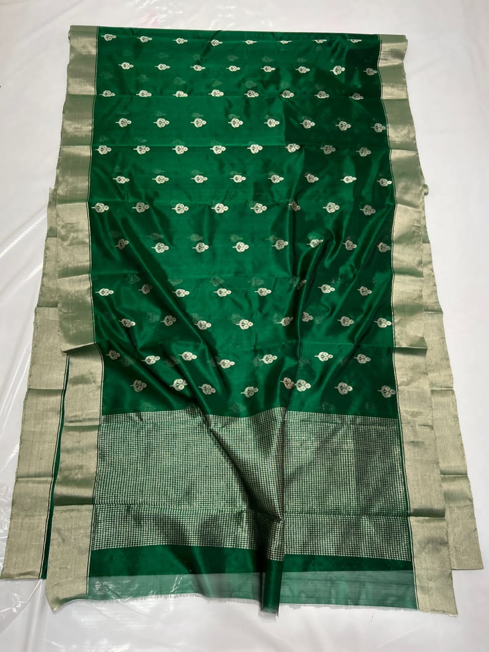 GREEN CHANDERI SAREE