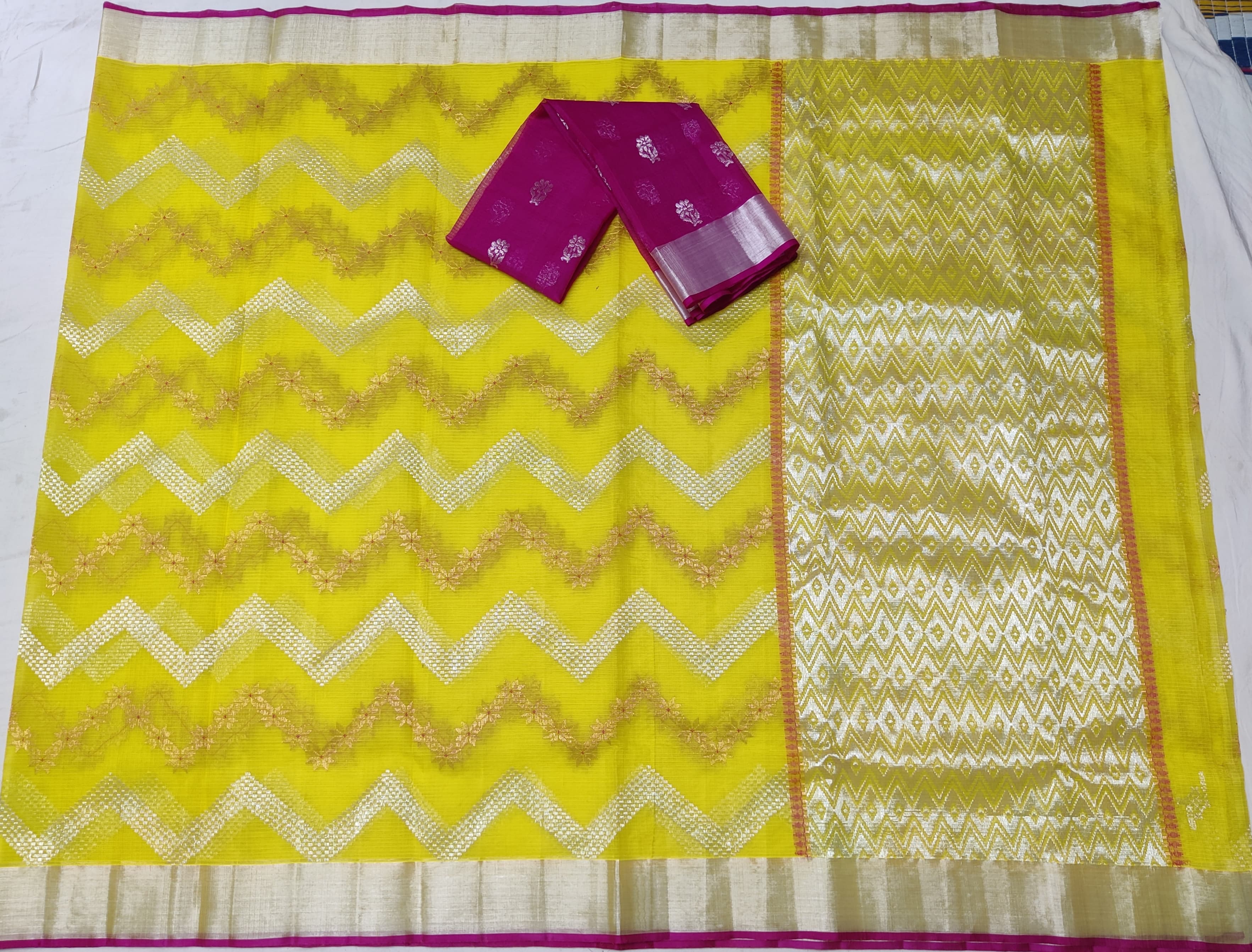 YELLOW COLOUR & PINK BORDER ZARI KOTA SAREE