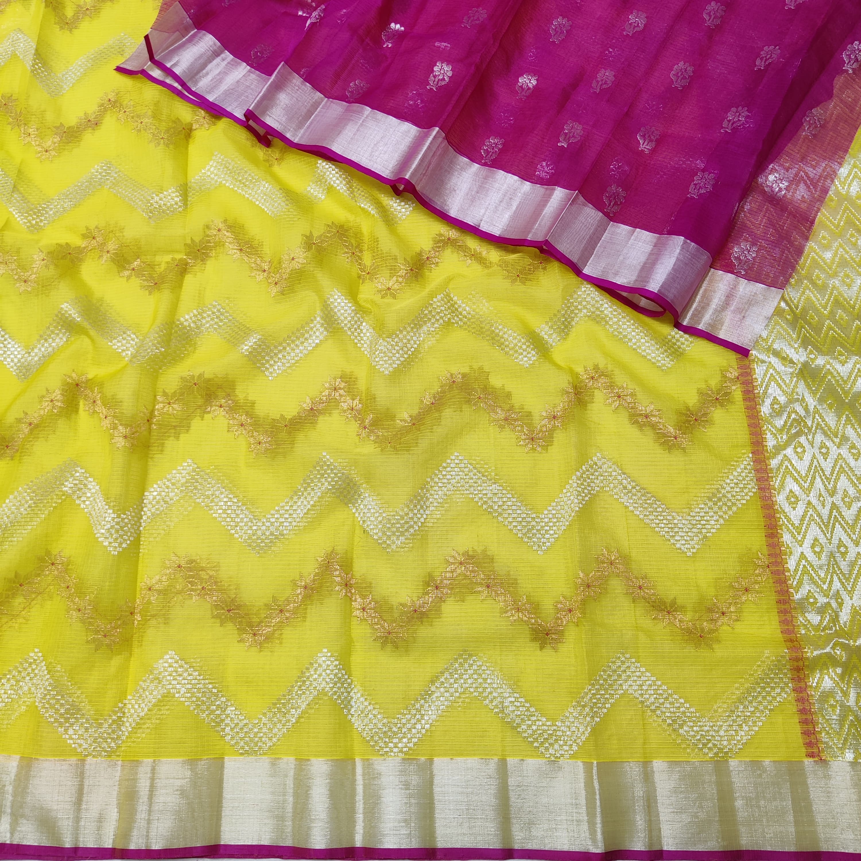 YELLOW COLOUR & PINK BORDER ZARI KOTA SAREE